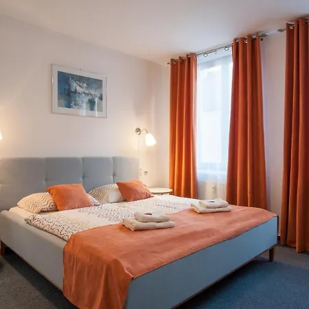 Apartment Marco Shipping Budweis